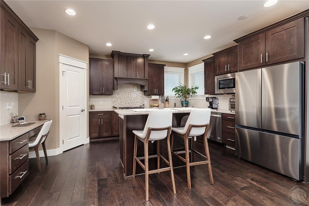 4616 N Hollow Brook Drive Property Photo 12