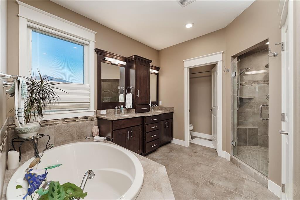 4616 N Hollow Brook Drive Property Photo 15