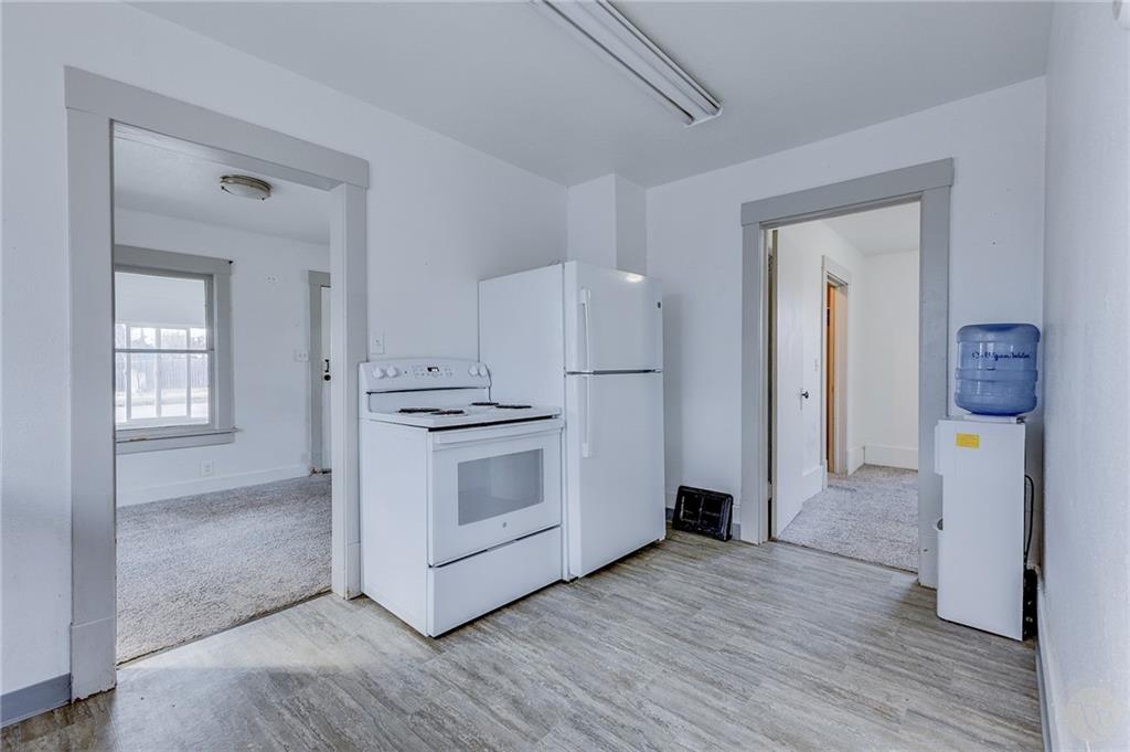 616 1st Property Photo 10