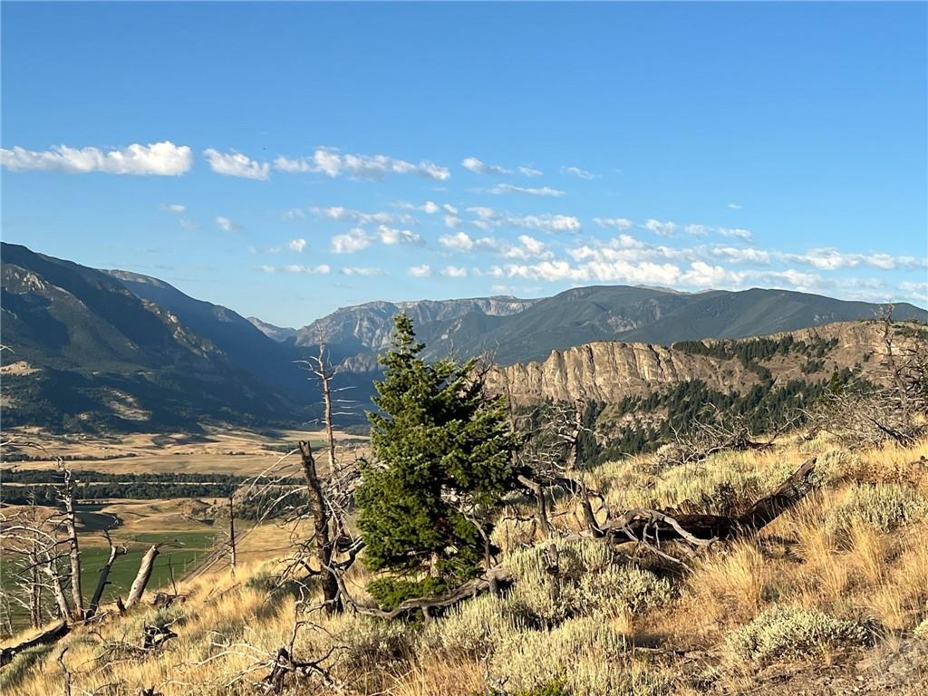 Nsn Stanley Coulee Way Property Photo