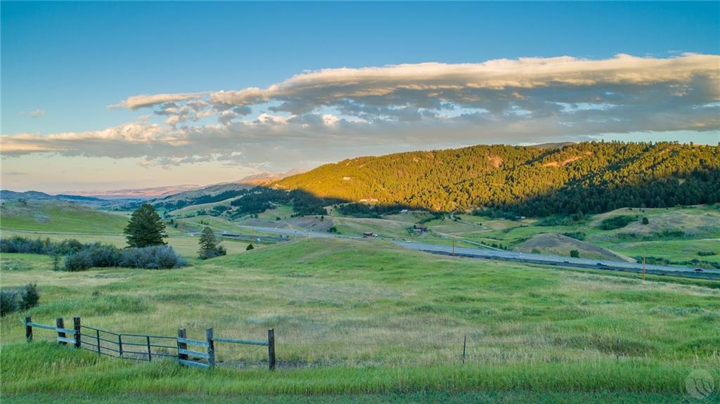 Nhn Lupine Lane Property Photo