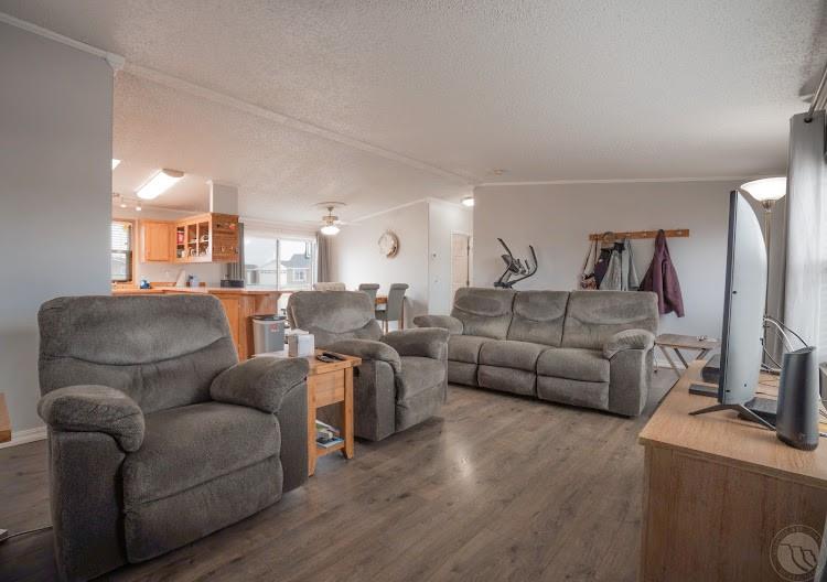 3655 Louis Drive Property Photo 3