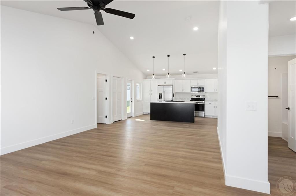 470 Montecito Avenue Property Photo 3