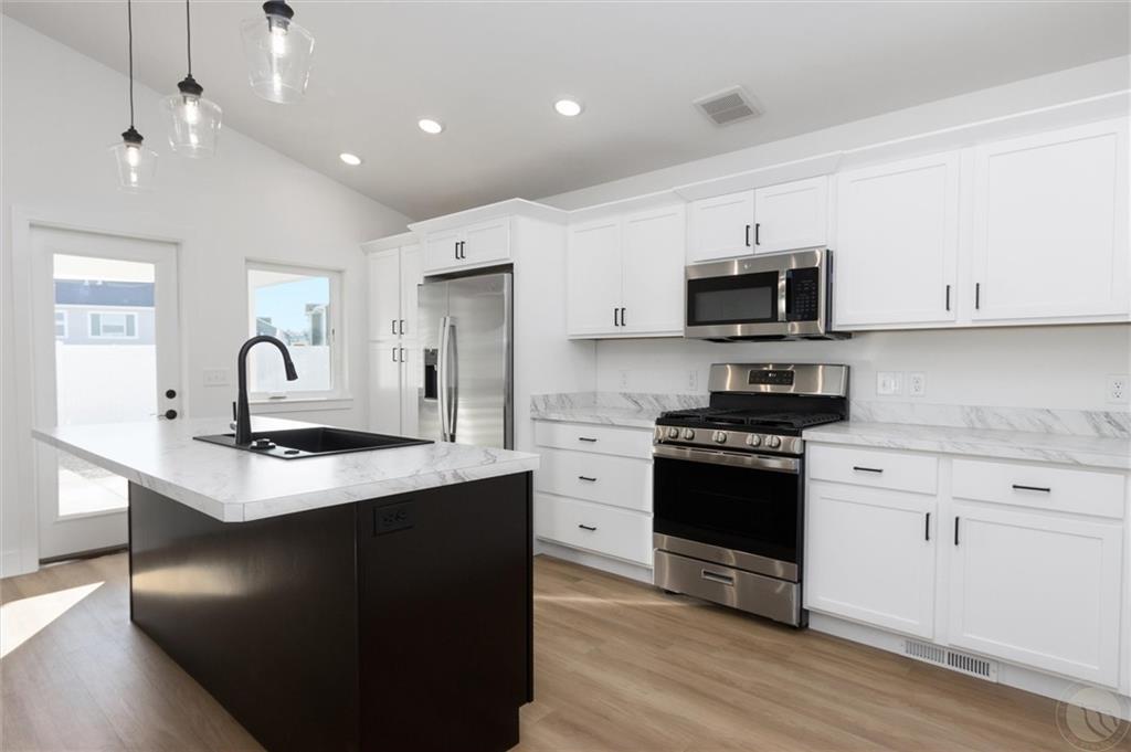 470 Montecito Avenue Property Photo 12