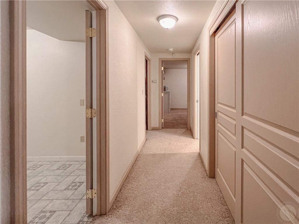463 Caravan Avenue Property Photo 32