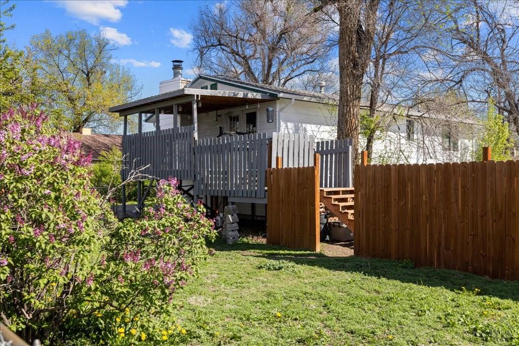 909 S 28th Street Property Photo 4