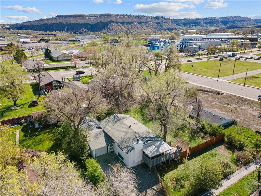 909 S 28th Street Property Photo 36
