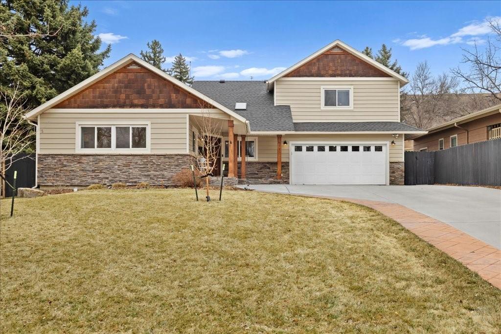 651 Park Lane Property Photo 1