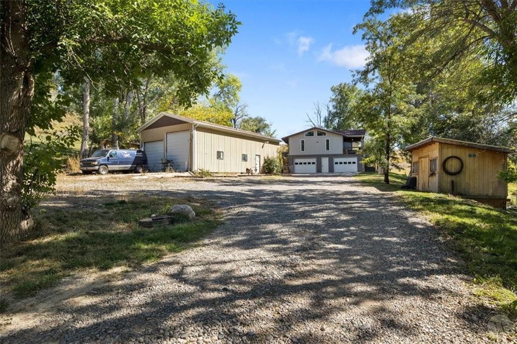 1629 Cove Lane Property Photo