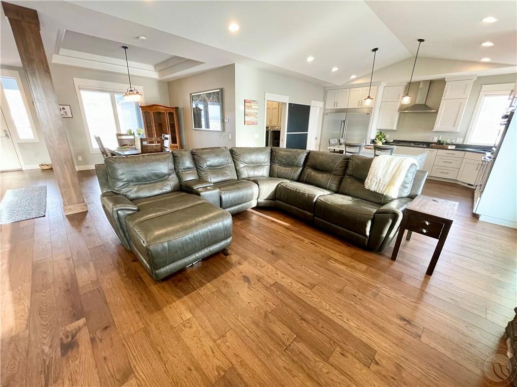 900 Beretta Drive Property Photo 11