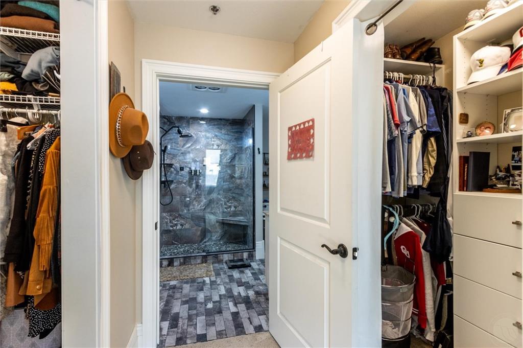 104 N Broadway 302 Property Photo 22