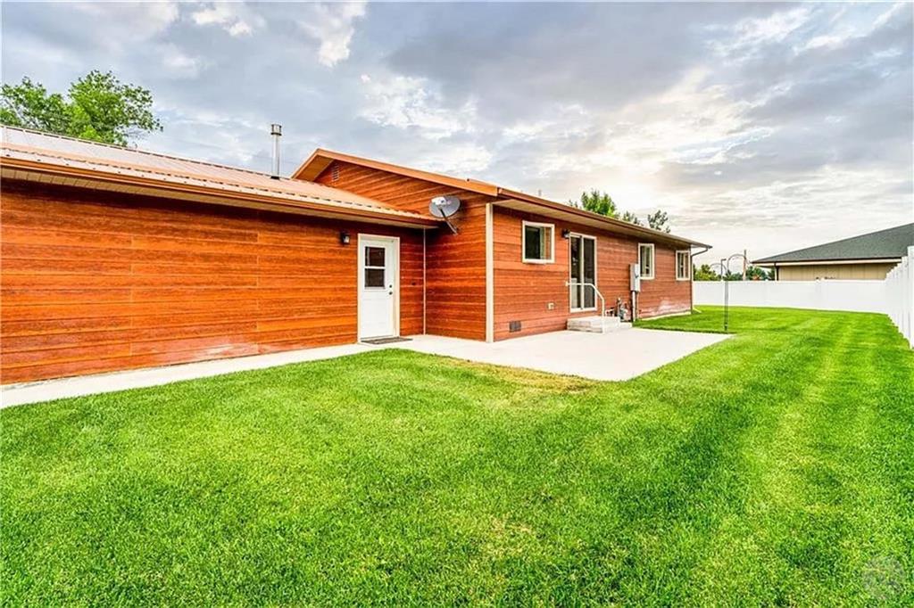 3 Harms Property Photo 3