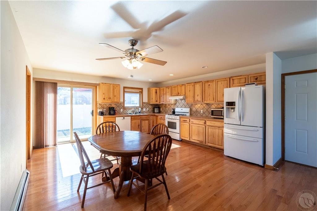 3 Harms Property Photo 7