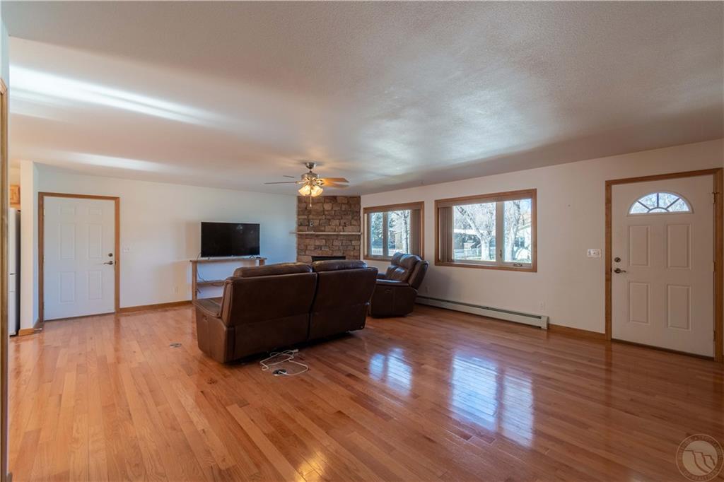 3 Harms Property Photo 12