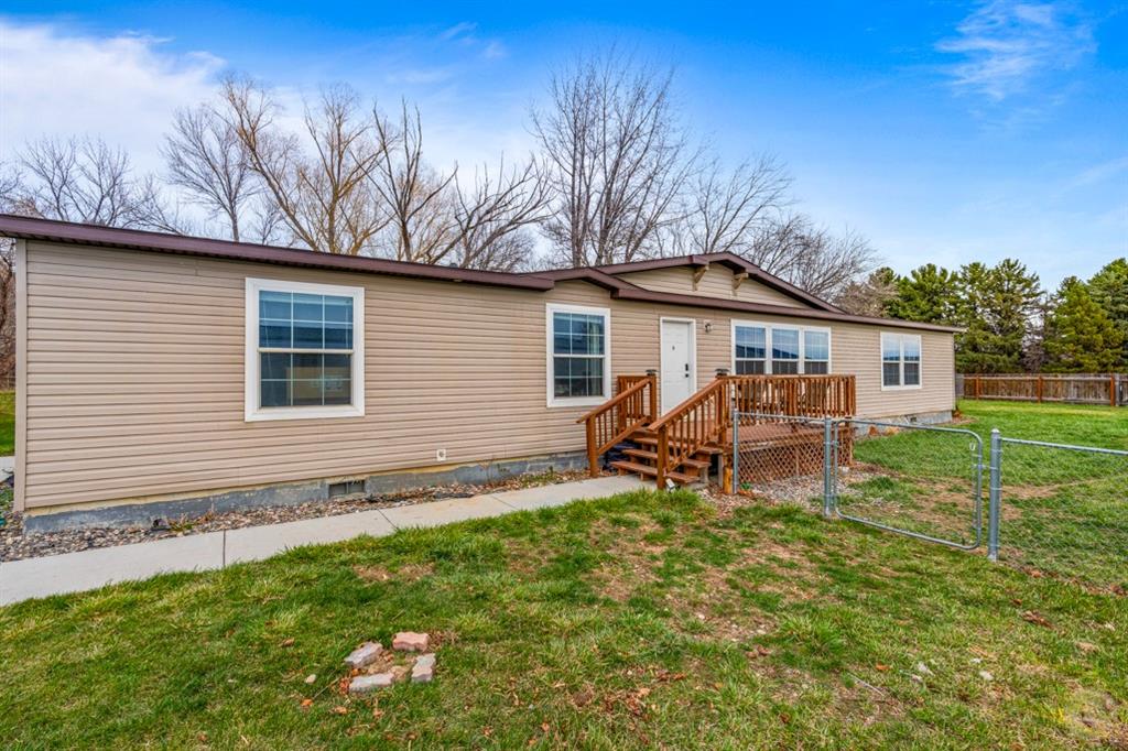 412 2nd Street Ne Property Photo 2