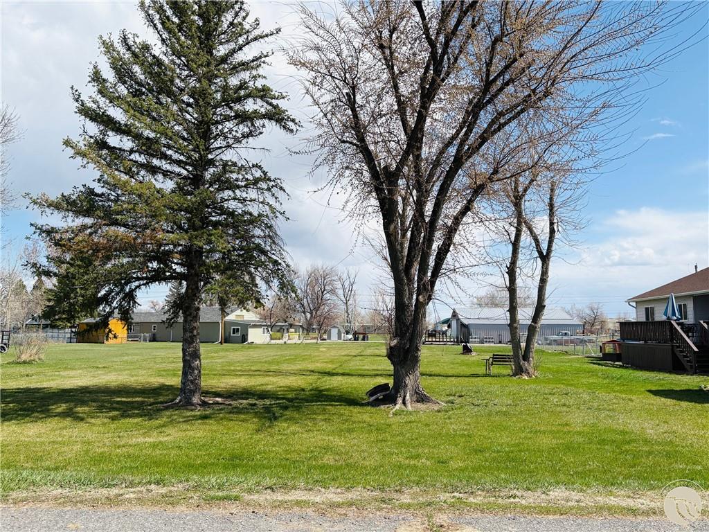 1635 Grape Street Property Photo 2