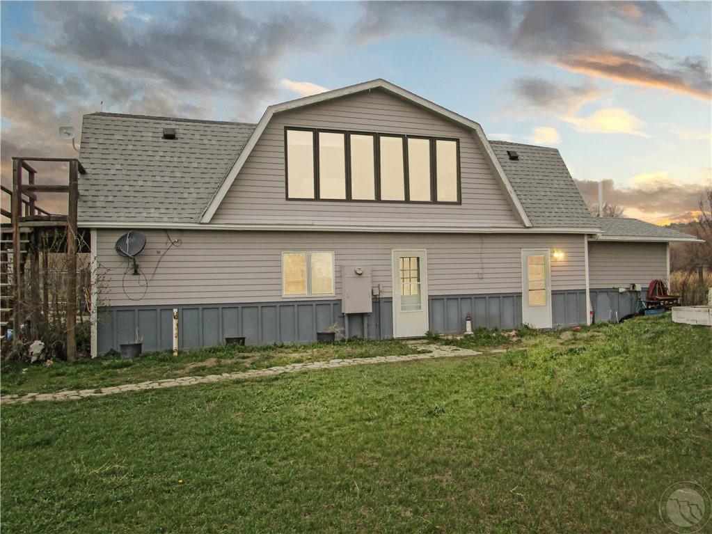 2901 N 18th Road Property Photo 1