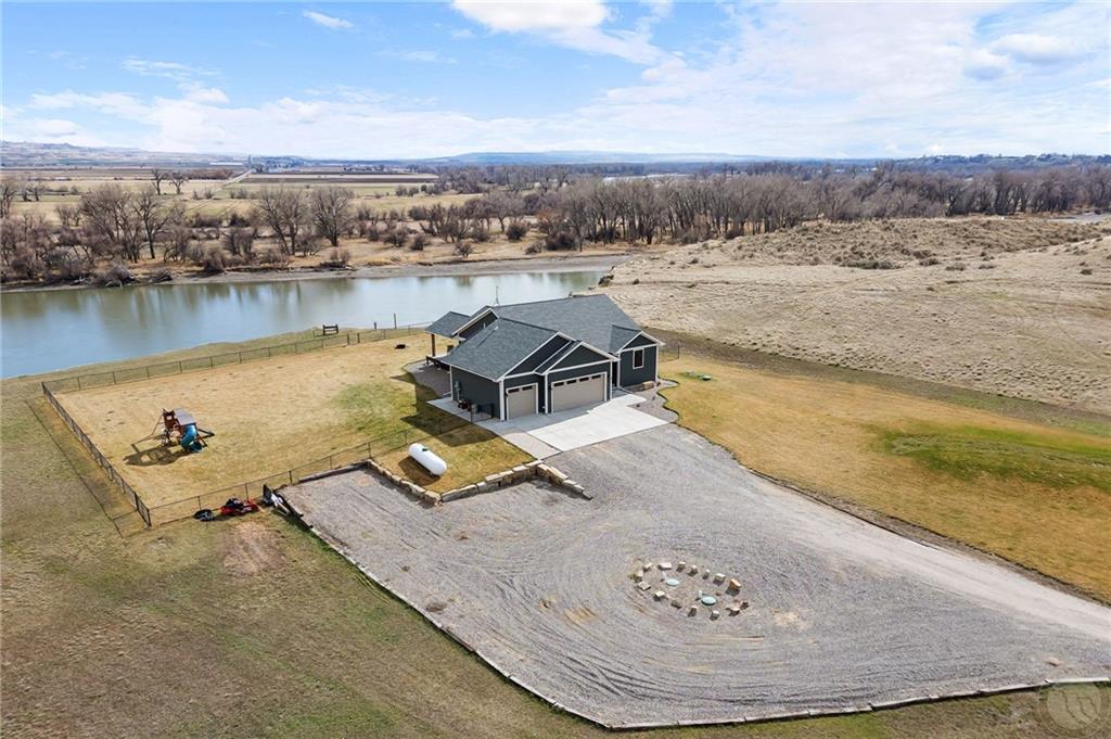 8000 Eagle Bend Boulevard Property Photo