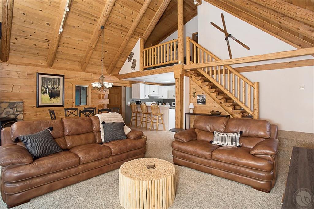 1470 Lazy M Street Property Photo 10