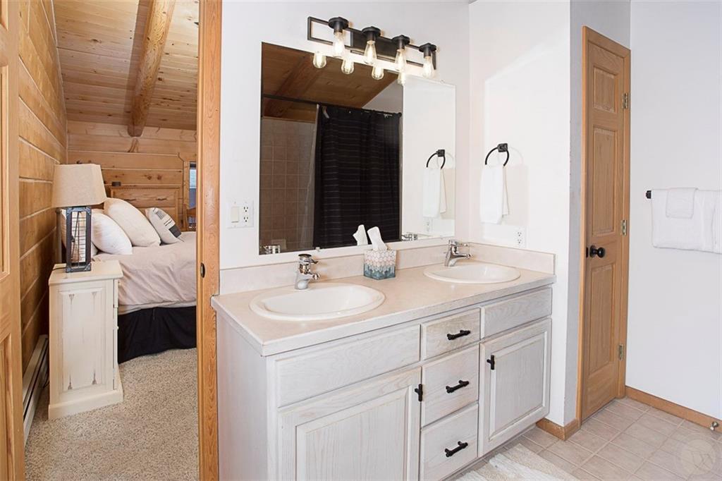 1470 Lazy M Street Property Photo 29