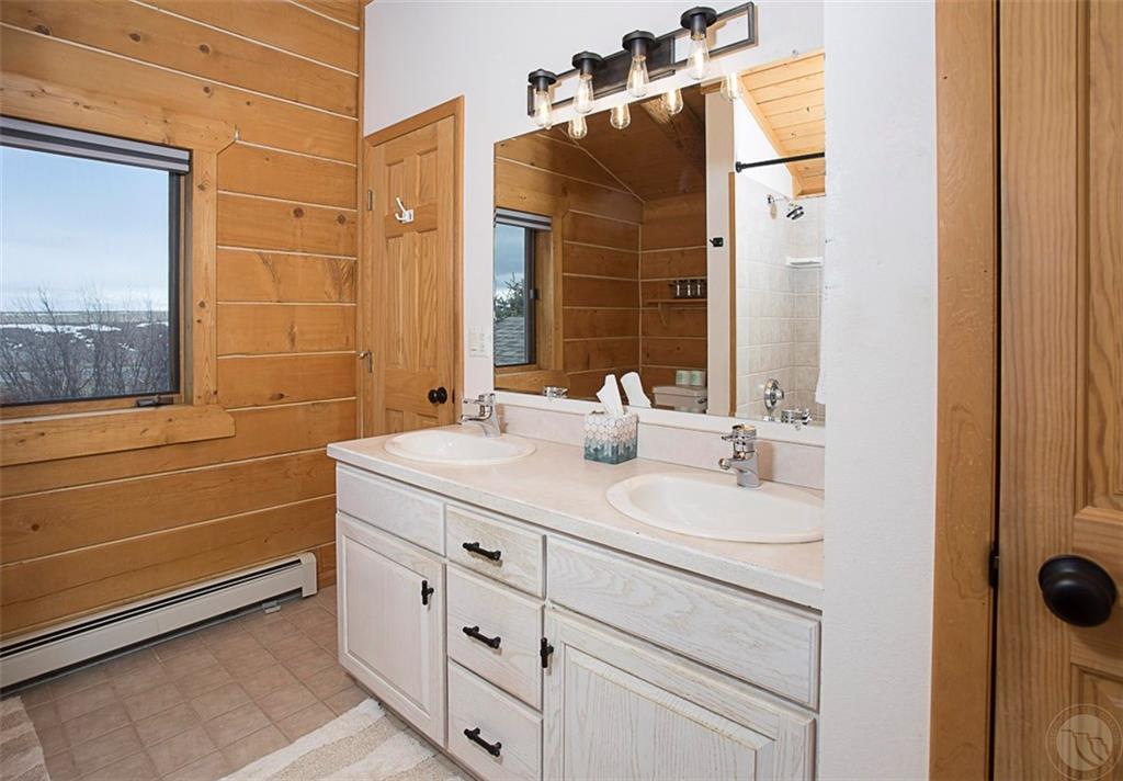 1470 Lazy M Street Property Photo 31