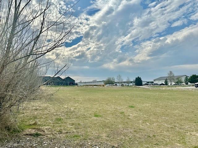 3607 Elk River ROAD