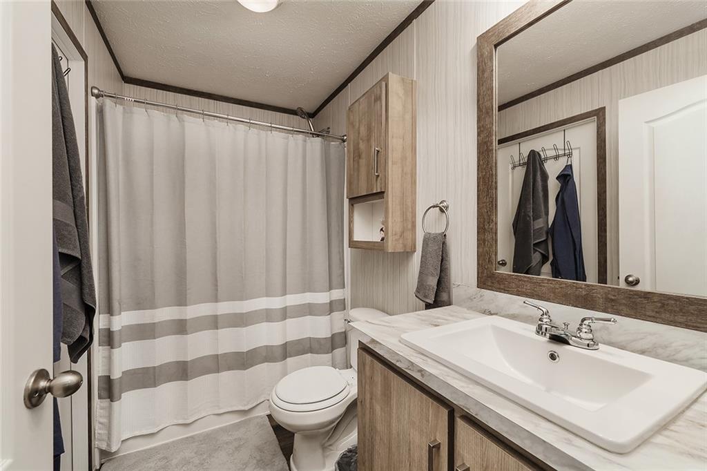 3821 Towhee Ln Property Photo 13