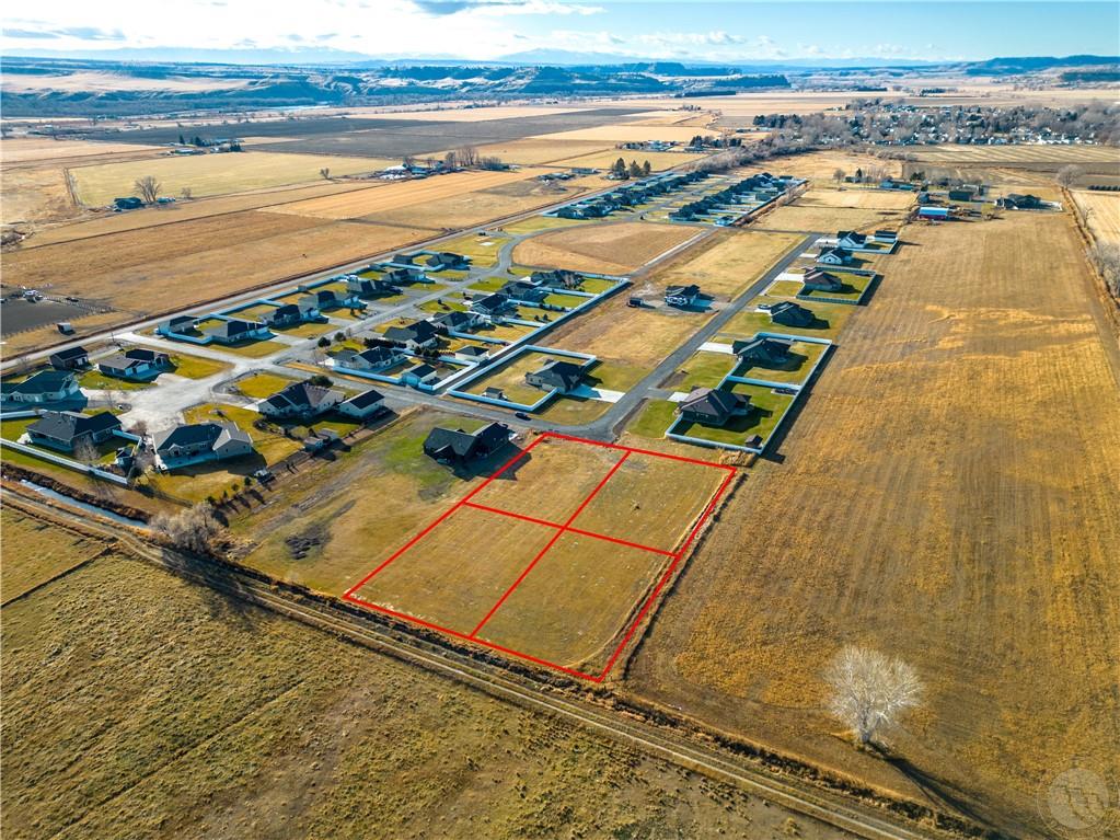 12 Silverado Property Photo