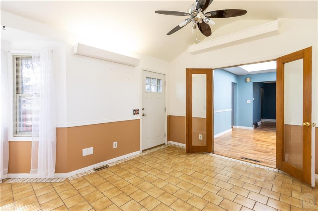 1418 Avenue F Property Photo 15