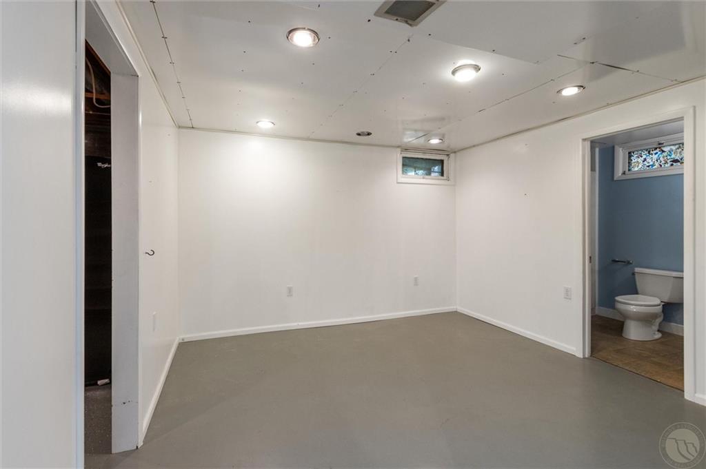 1418 Avenue F Property Photo 25