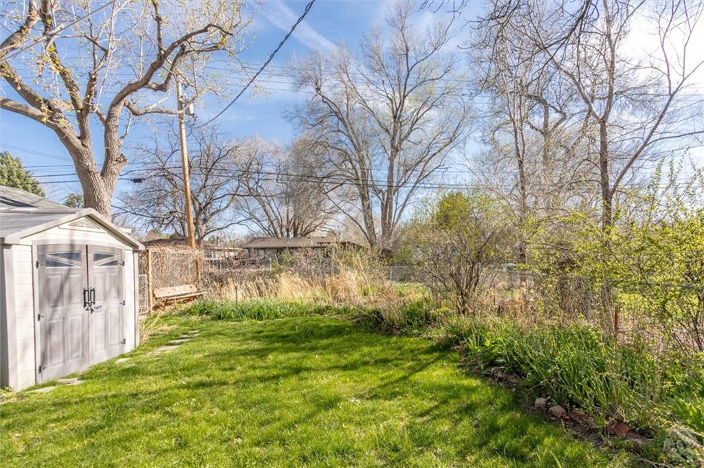 1418 Avenue F Property Photo 32
