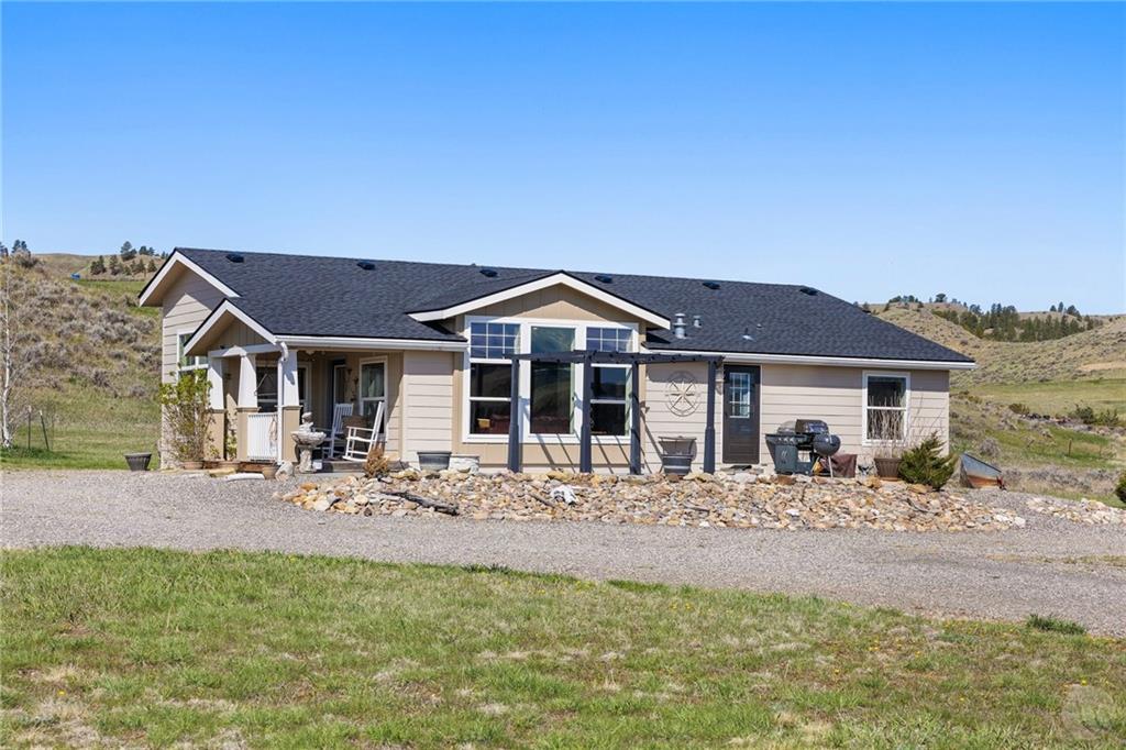 Huntley Real Estate Listings Main Image
