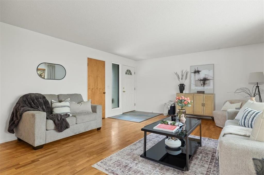 2910 Terry Ave. Property Photo 6