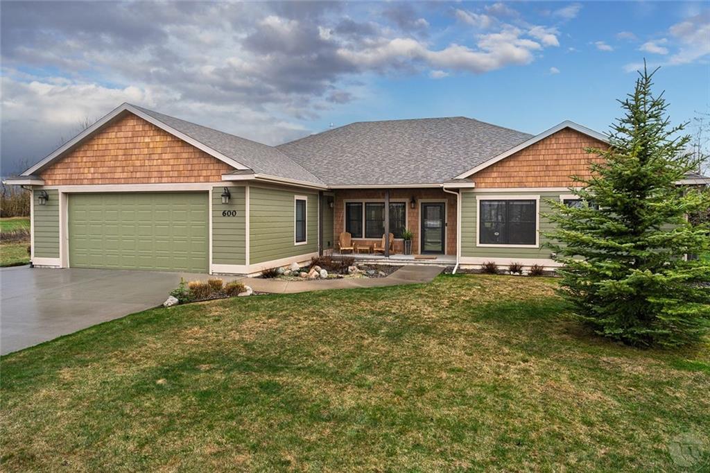 600 Cole Drive Property Photo