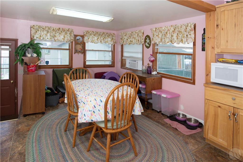 107 N Crawford Avenue Property Photo 11