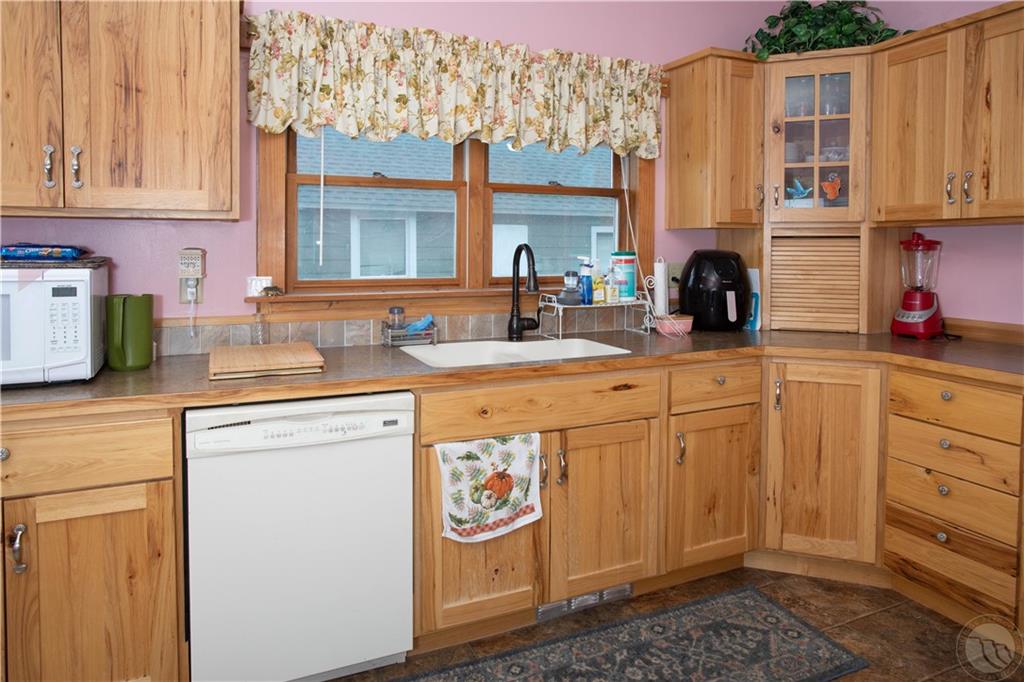 107 N Crawford Avenue Property Photo 14