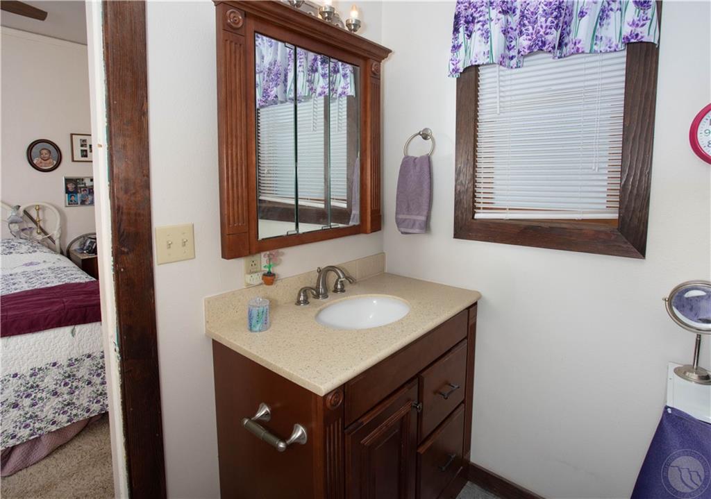 107 N Crawford Avenue Property Photo 20