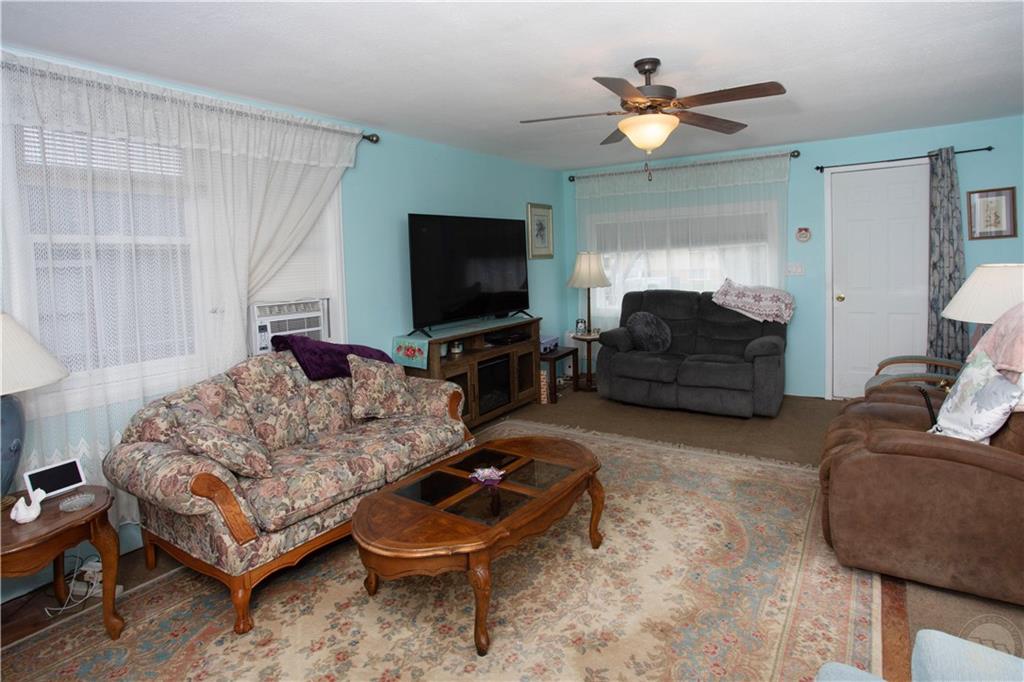 107 N Crawford Avenue Property Photo 24