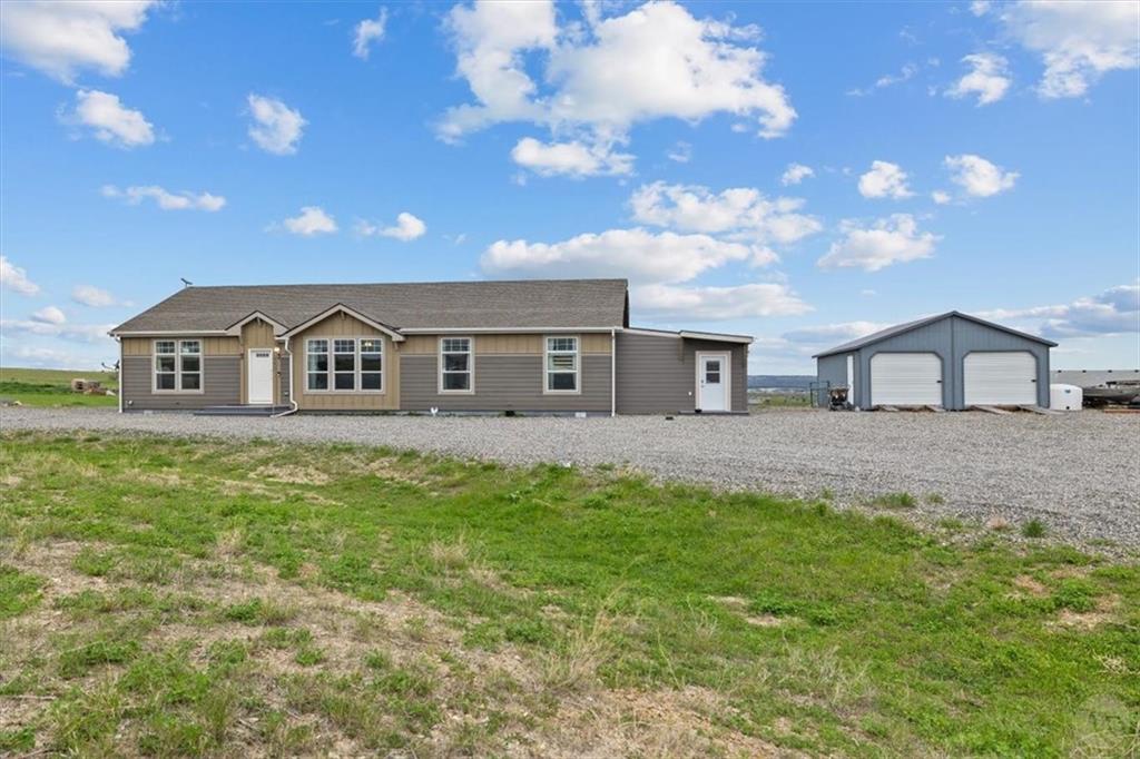 3992 Vista View Road Property Photo 1