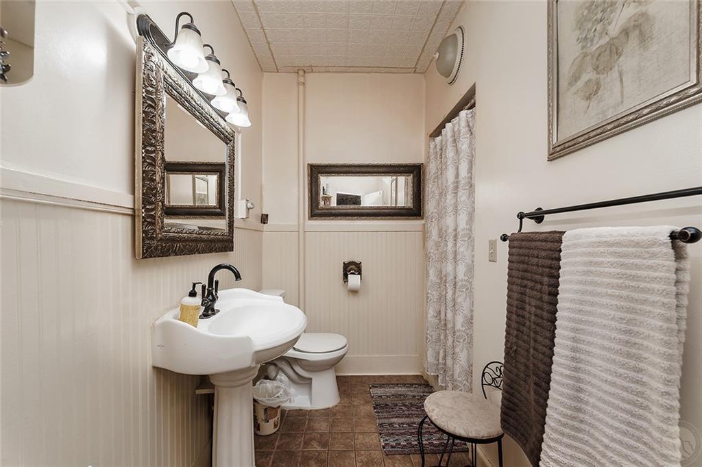 43 N Woodard Ave Property Photo 17