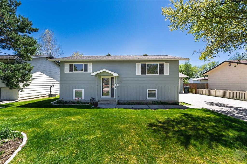 2712 Howard AVENUE Property Photo 1