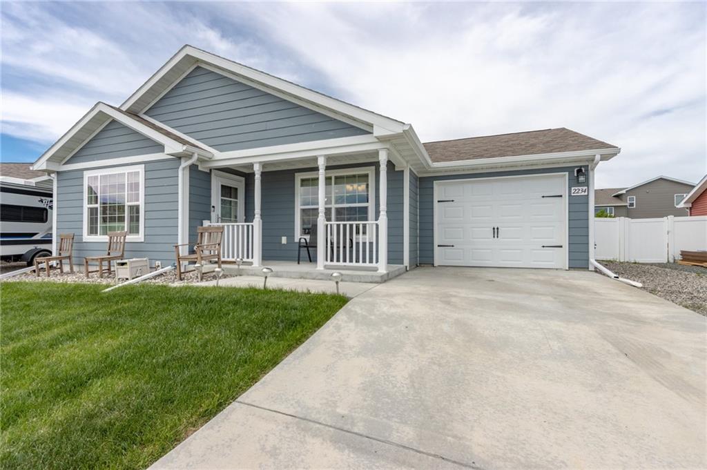 2234 Sierra Vista Circle Property Photo