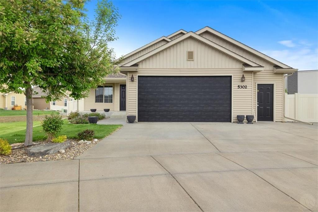 5302 S Castle Stone Square Property Photo