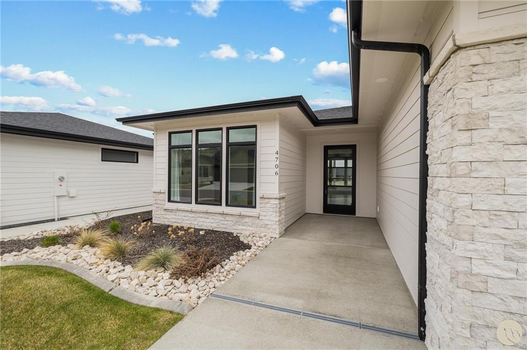 4706 Sky Vista Court Property Photo