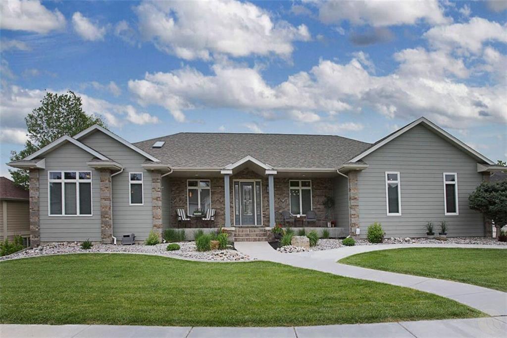 415 Tamarisk Drive Property Photo