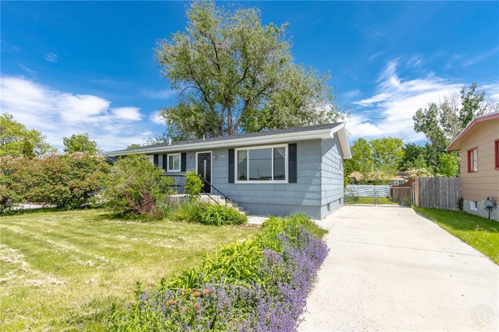 1125 30th Street Property Photo 1