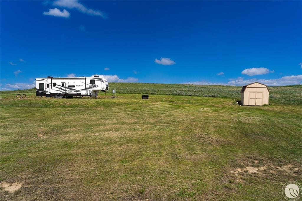 112 Garnet Boulevard Property Photo 8