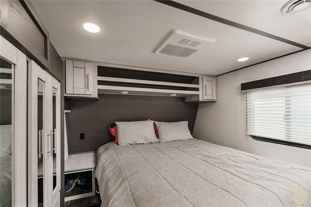 112 Garnet Boulevard Property Photo 13