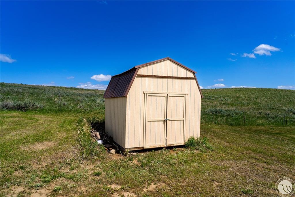 112 Garnet Boulevard Property Photo 20