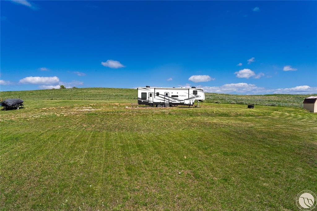 112 Garnet Boulevard Property Photo 24